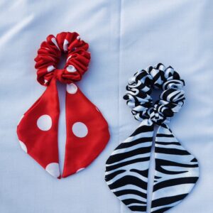 Bow scrunchie