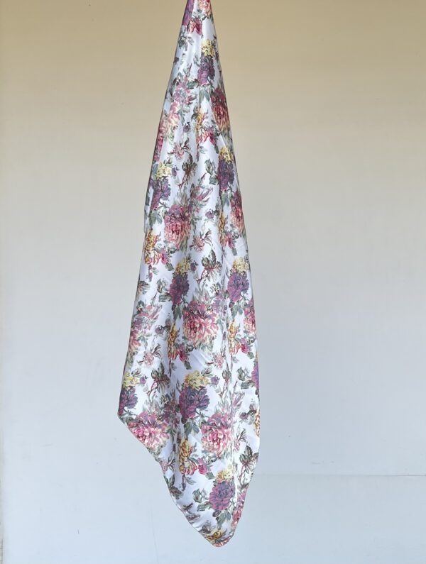 Satin printed scarves - floral - Image 2