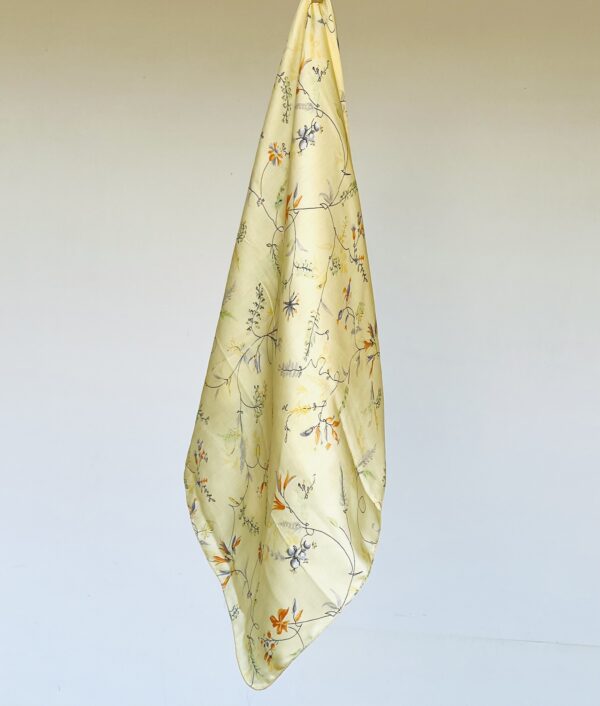 Satin printed scarves - floral - Image 5